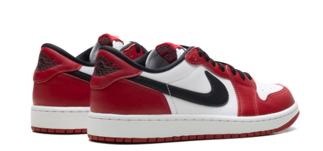 Air Jordan 1 Retro Low OG 'Chicago' (2025)