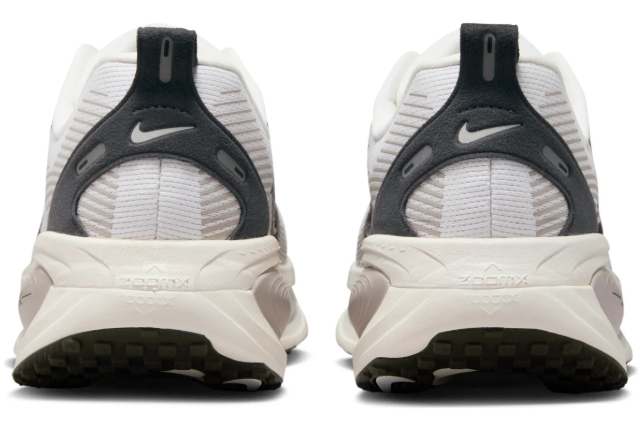 Nike Vomero 18 'Run Pack' Men's (IB5726-100)